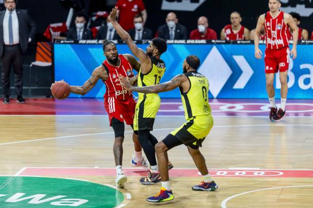 更是对球队 更是对球队