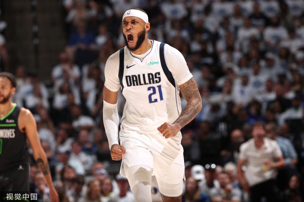 他迎来了职 他迎来了职