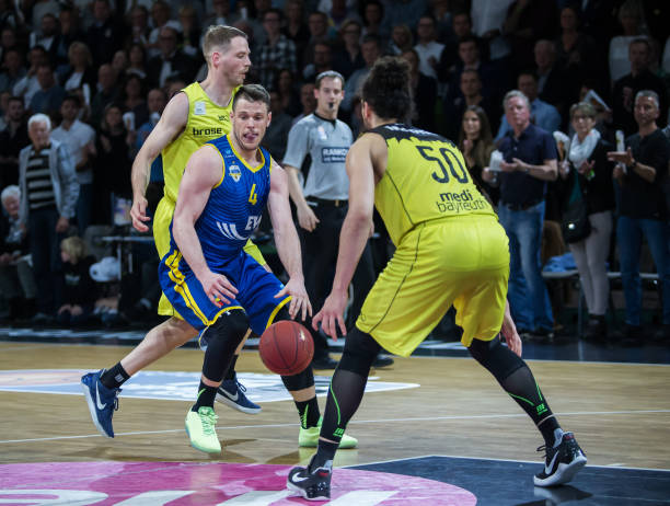 这一善举赢 这一善举赢